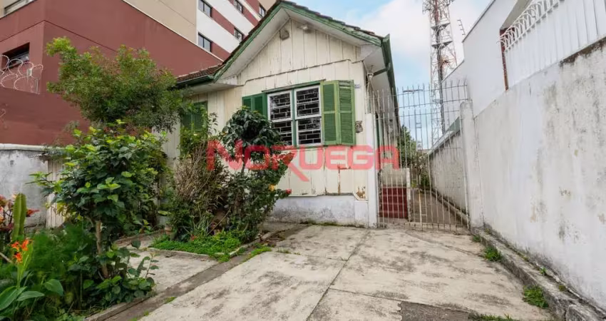 Casa com 4 quartos para alugar na Rua Iapó, 525, Rebouças, Curitiba