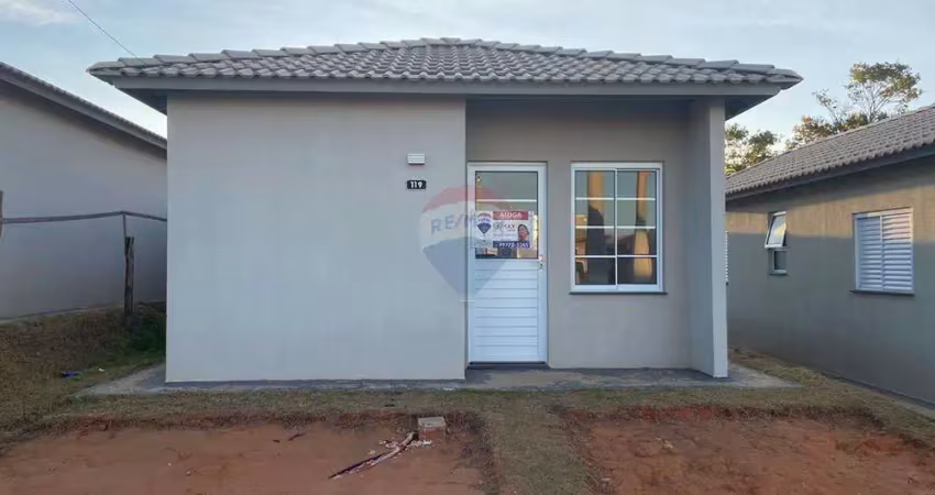 Casa com 2 quartos para alugar no Centro, Salto de Pirapora 