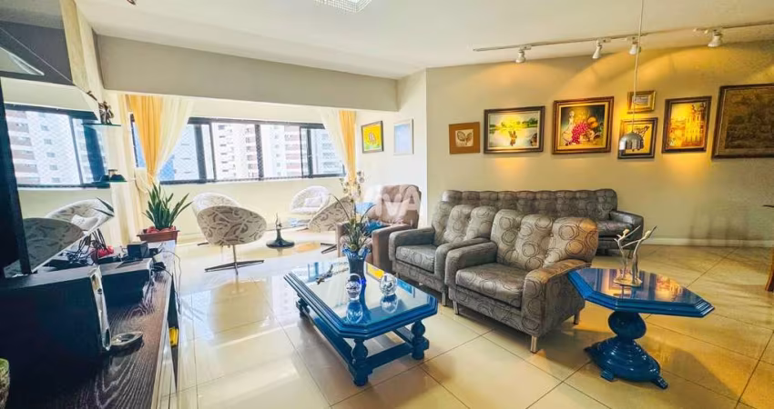 Apartamento com 3 quartos no Meireles