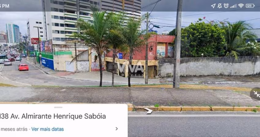 Terreno com 394,80m² na Varjota