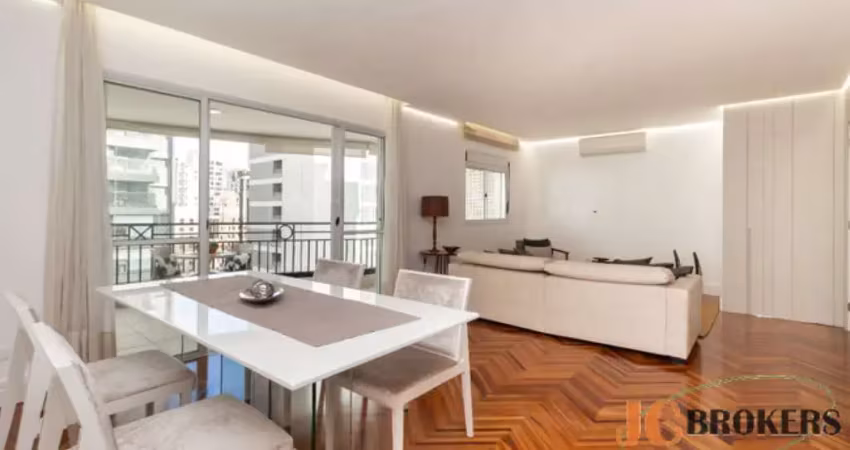 Apartamento com 127m² de área útil, 2 suítes, 2 vagas