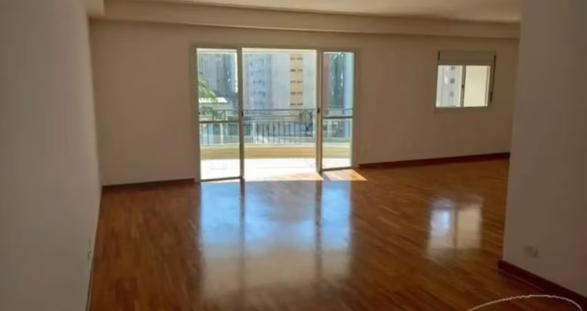 Apartamento com 156m² de área útil, 3 suítes, 2 vagas