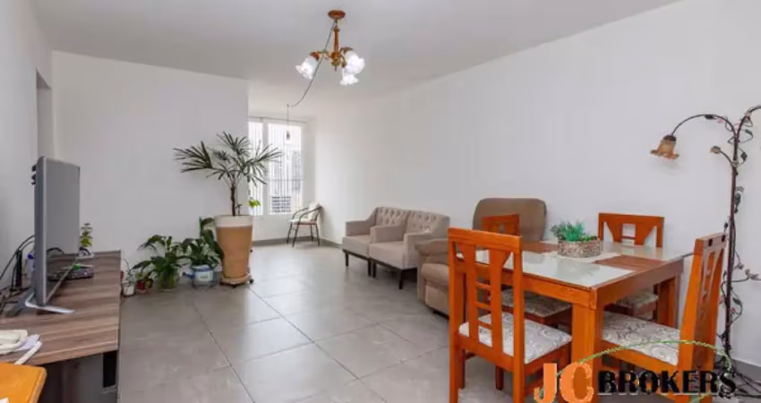 Apartamento com 75 m², 2 dormitórios, sala para 2 ambientes,1 vaga