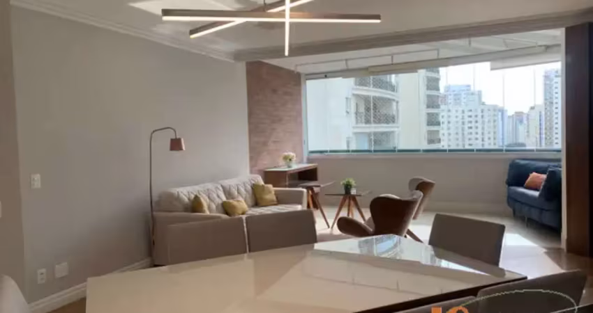 Apartamento mobiliado com 125m² de área útil, 3 suítes, 2 vagas
