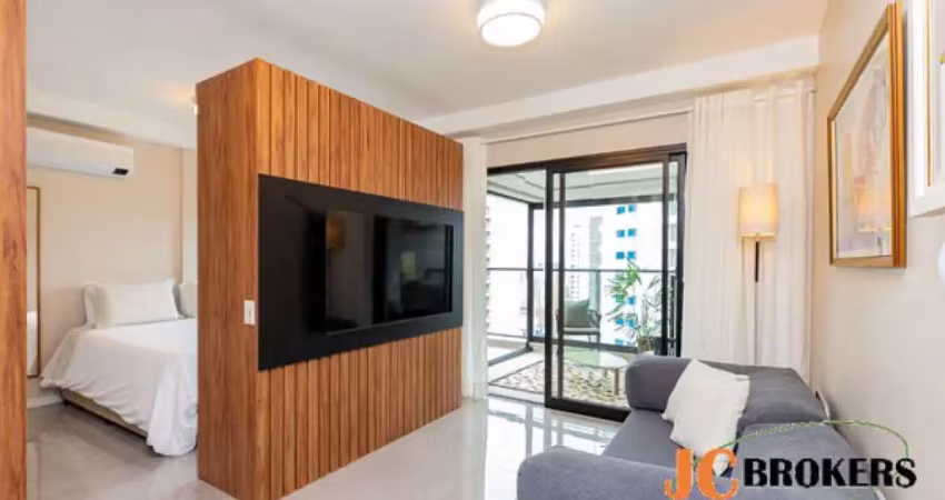 Apartamento reformado com 42 m², 1 dormitório, sendo 1 suíte, sala, varanda, 1 vaga