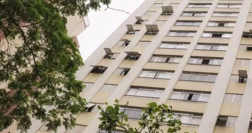 Apartamento com 125 m² de área útil, 1 vaga de garagem, amplo living, 3 dormitórios sendo 1 suíte.
