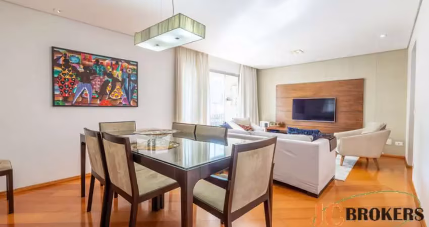 Apartamento com 115m² de área útil, 3 dormitórios sendo 1 suíte, 1 vaga