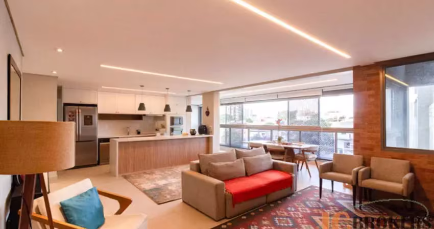 Apartamento com 141m² de área útil,  3 suítes, 2 vagas