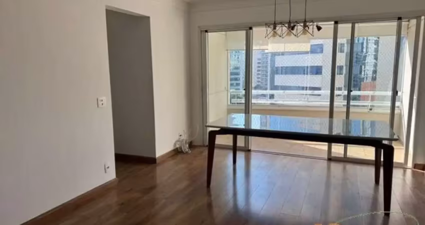 Apartamento com 104m², são 4 dormitórios, sendo 1 suíte, 2 vagas