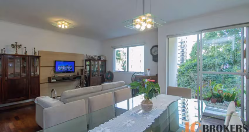 Apartamento 110 m² de área útil,  3 dormitórios com armários, sendo 1 suíte, 2 vagas