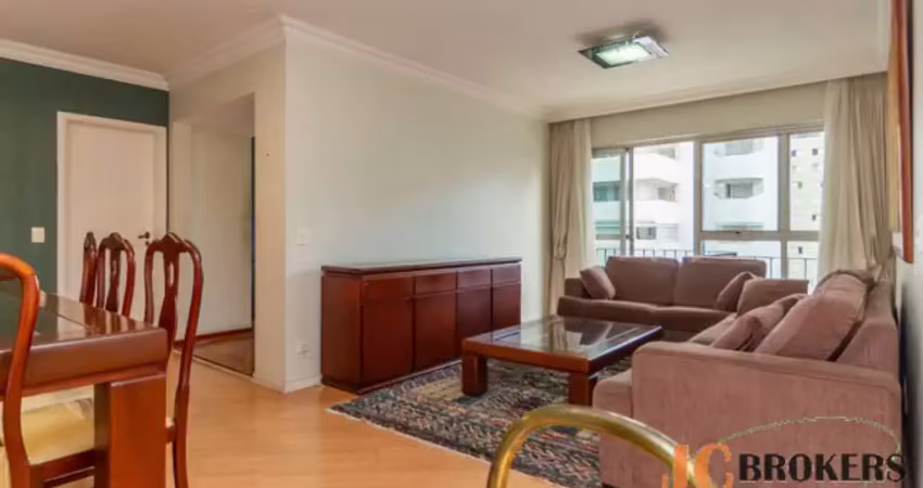 Apartamento com 165 m² de área útil, 3 dormitórios sendo 1 suíte, e 2 vagas