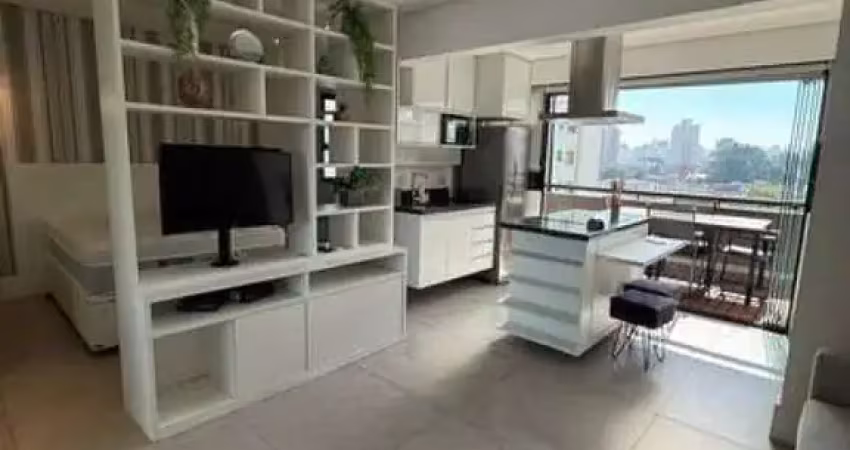Apartamento tipo garden com 70 m² (área interna 42m²) 1 suíte, 1 vaga