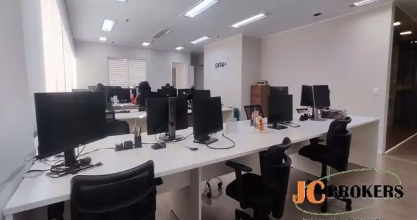 Sala comercial com 125 m², 7 salas, cozinha, 3 vagas