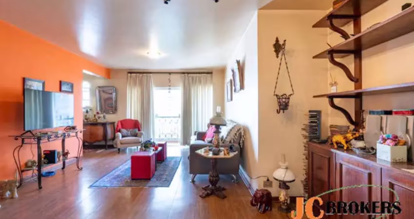 Apartamento com 131 m², 3 dormitórios, sendo 1 suíte, sala para 2 ambientes, 2 vagas