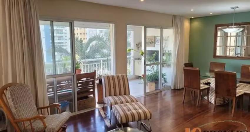 Apartamento com 151 m², 3 dormitórios, sendo 3 suítes, sala ampla para 2 ambientes, 3 vagas