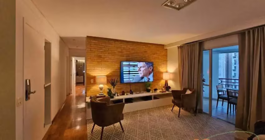 Apartamento mobiliado com 157m² de área útil, 3 suítes, 2 vagas