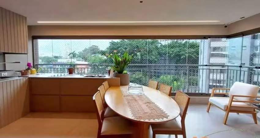 Apartamento com 161m² de área útil, 3 suítes, 2 vagas