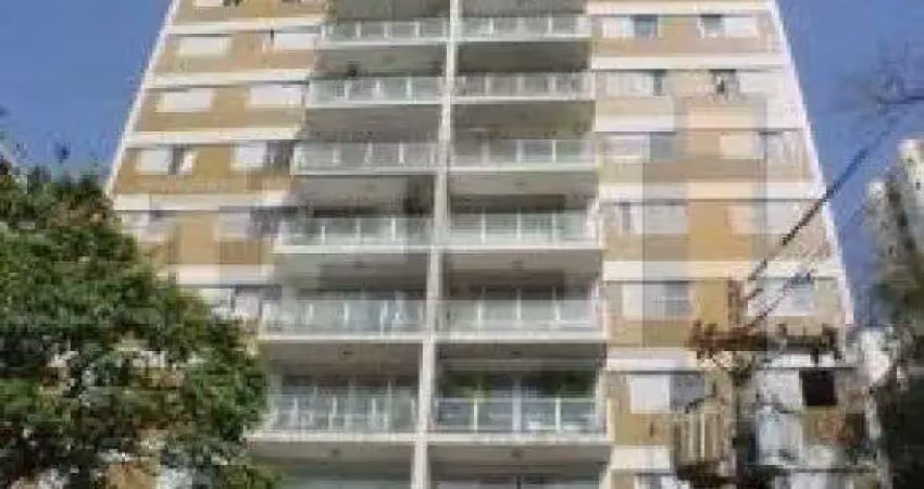 Apartamento com 113m² de área útil, 2 vagas de garagem, amplo living, 3 dormitórios sendo 1 suíte.