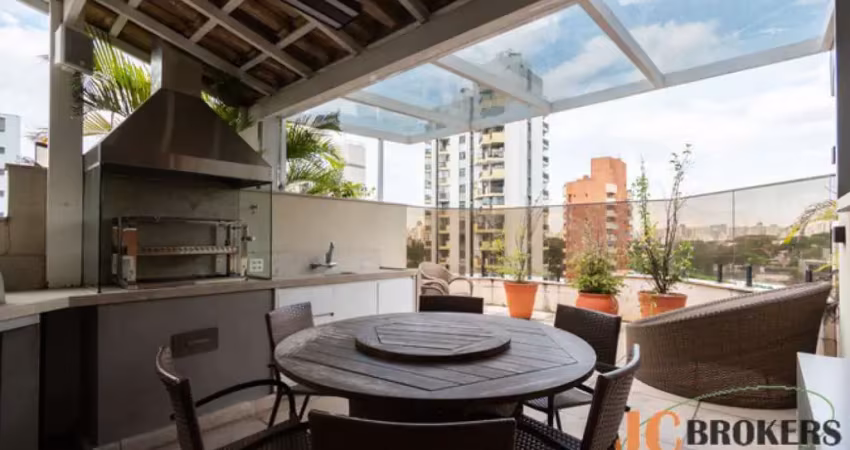 Cobertura duplex totalmente reformada à venda com porteira fechada com 389 m² de área privativa