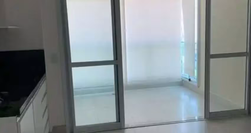 Apartamento com 47 m², 1 dormitório com armário embutido, living com cozinha integrada, 1 vaga