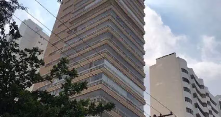 Apartamento com 275 m² de área útil, 4 dormitórios, sendo 4 suítes, 4 vagas