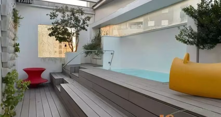 Cobertura com 202m² de área útil, 2 suítes, 4 vagas
