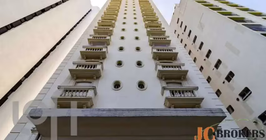 Apartamento com 130m² de área útil, 3 dormitórios sendo 1 suíte, 2 vagas