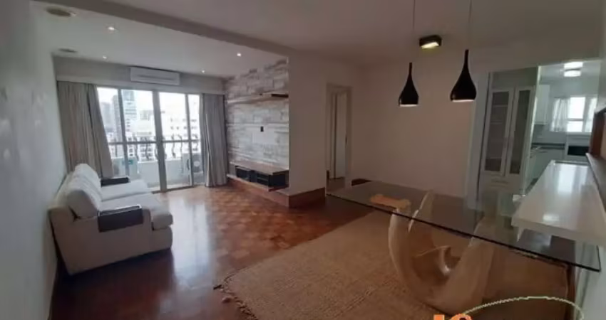 Apartamento com 87 m², 2 dormitórios, living para 2 ambientes, varanda, 2 vagas