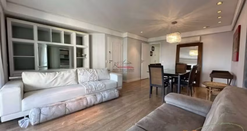 Apartamento reformado com 102m²,  2 dormitórios, sendo 1 suíte, 2 vagas