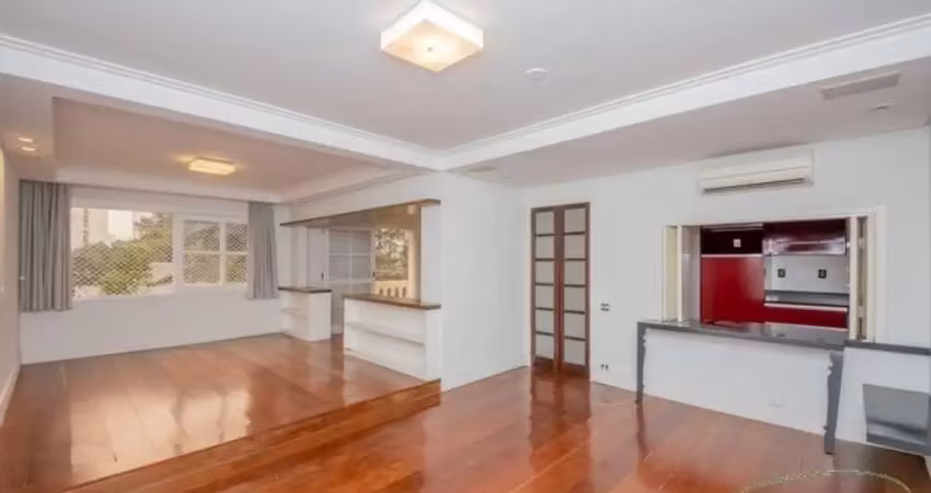 Apartamento com 136m² de área útil, 3 dormitórios, com varanda, sendo 1 suíte, 2 vagas