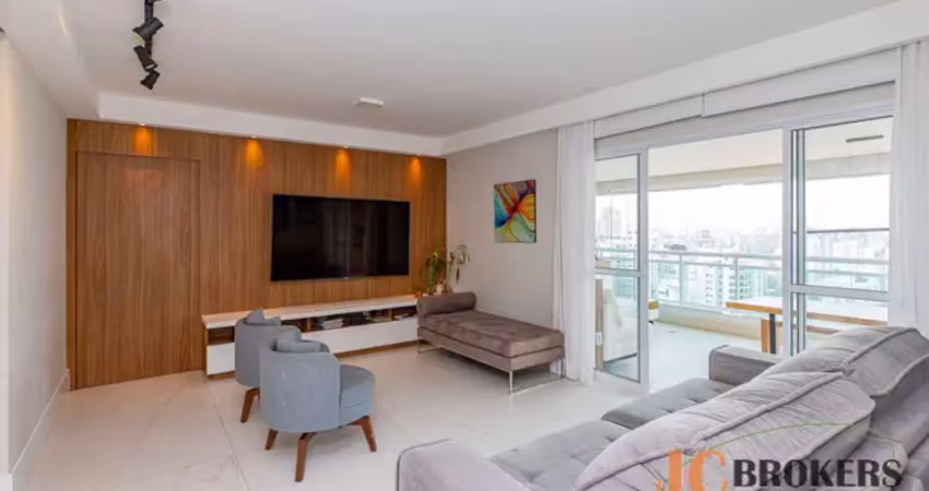 Apartamento com 151m² de área útil, 3 suítes, 3 vagas