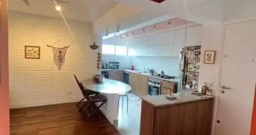 Apartamento com 128m² de área útil, 3 dormitórios sendo 1 suíte, 1 vaga