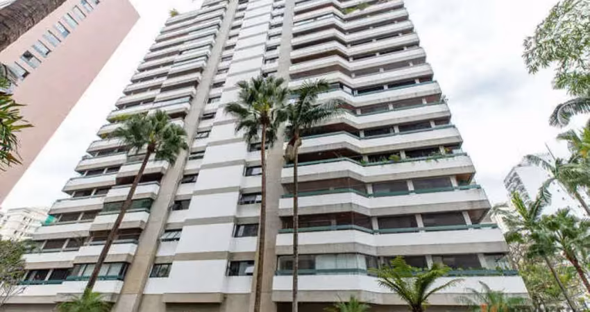 Apartamento com 147m² de área útil, 4 dormitórios sendo 1 suíte, 2 vagas