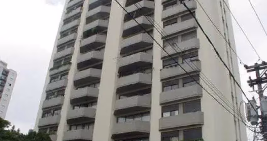 Apartamento com 180 m², 3 dormitórios sendo 1 suíte com varanda, 3 banheiros, living, 2 vagas