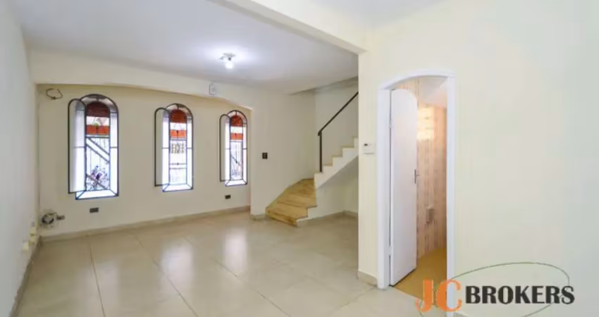Casa com 170m² de área útil, 2 dormitórios, 2 vagas