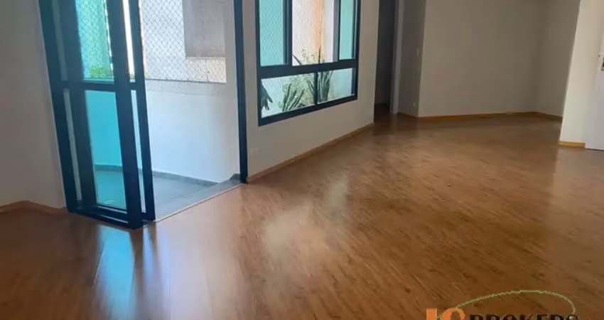 Apartamento com 120m² de área útil, 3 dormitórios sendo 1 suíte e 2 vagas