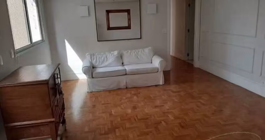 Apartamento com 105m² de área útil, com 3 dormitórios sendo 1 suíte, 2 vagas