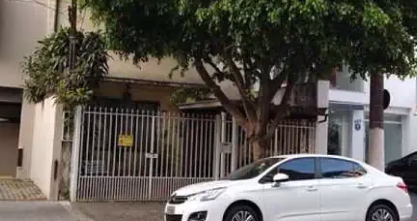Casa comercial para alugar na Avenida Iraí, 559, Moema, São Paulo