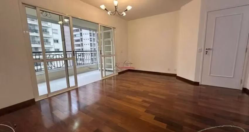 Apartamento com 102m², 3 dormitórios sendo 1 suíte com closet, cozinha planejada, 2 vagas