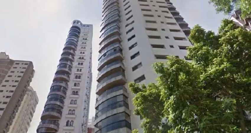 Apt com 160 m², com 3 suítes, living, lavabo, 3 vagas