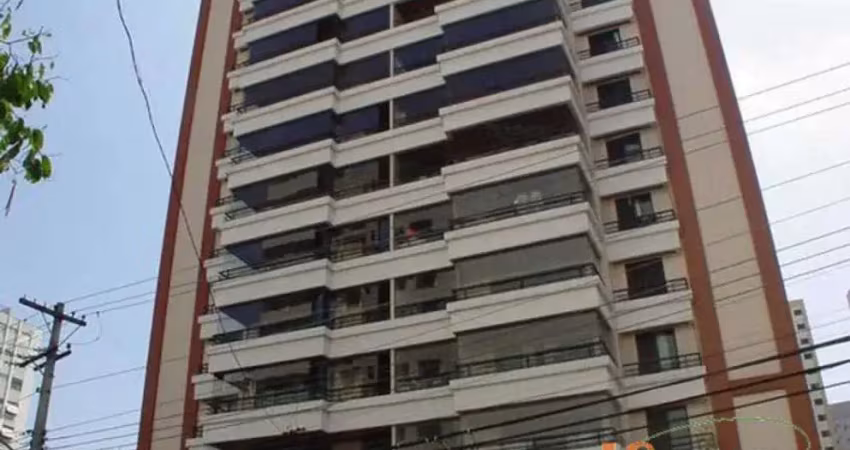 Apartamento com 176m² de área útil, 4 dormitórios sendo 2 suítes e 3 vagas.