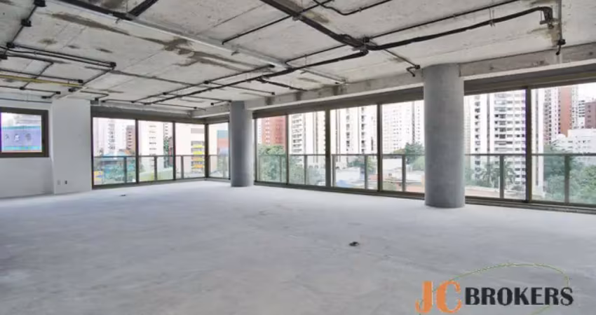 Apartamento com 358m² de área útil, 4 suítes, 6 vagas