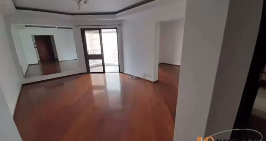 Apartamento com 150m² de área útil, 3 dormitórios sendo 1 suíte, 2 vagas