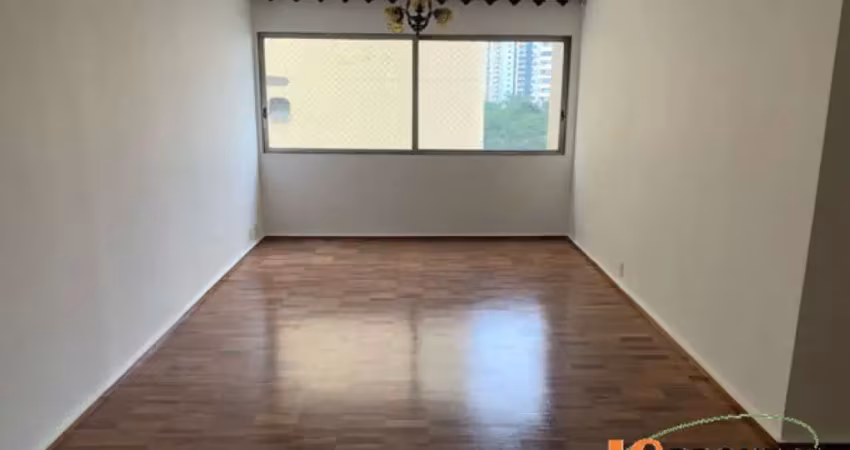 Apartamento com 90 m², 2 dormitórios, sala para 2 ambientes, 1 vaga