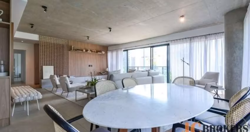 Apartamento com 157 m² de área útil, 2 suítes, 2 vagas