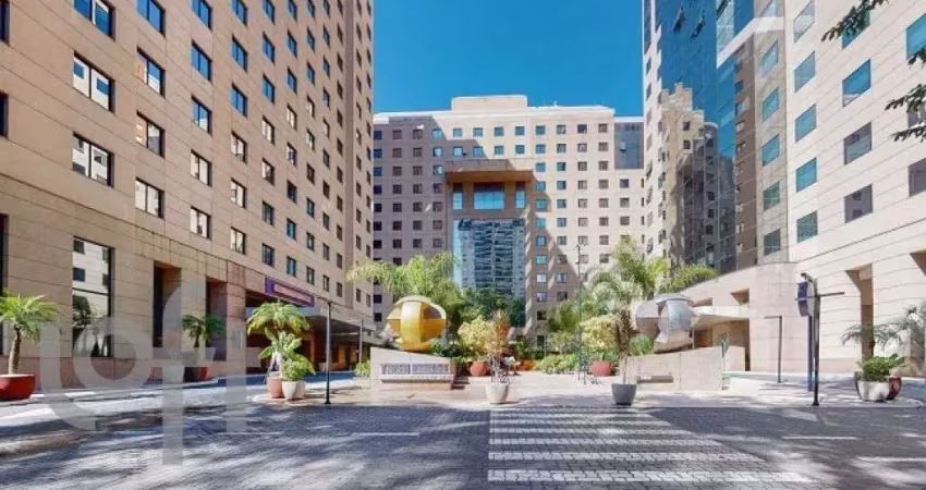Apartamento/flat com 35 m² de área útil, 1 dormitório, 1 banheiro, 1 vaga