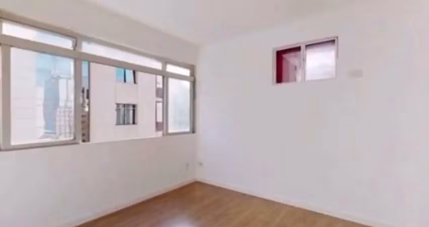 Apartamento com 45m², 1 dormitorio sendo suite com ar condicionado, 1 vaga.