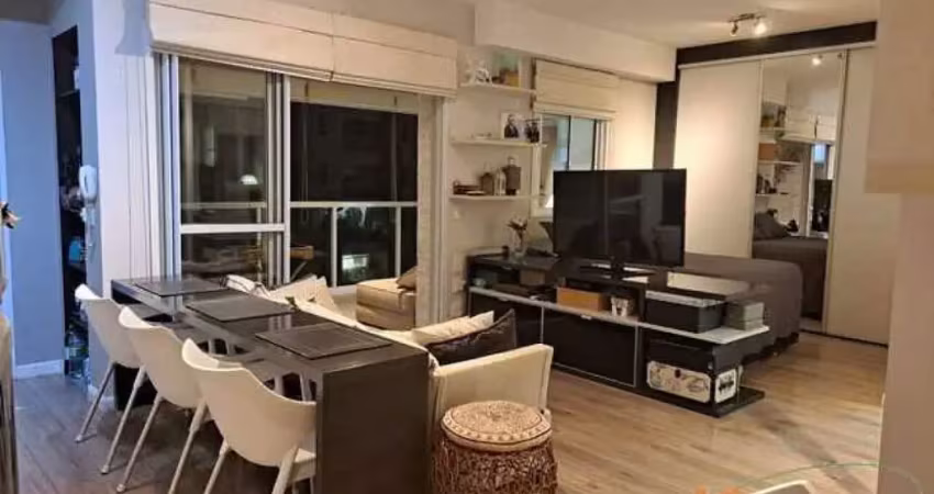 Excelente apartamento mobiliado com 51 m², 1 dormitório, 1 vaga