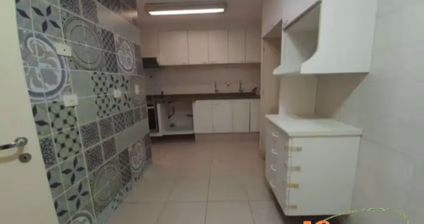 Apartamento com 98 m², 3 dormitórios sendo 1 suíte, sala para dois ambientes, 2 vagas