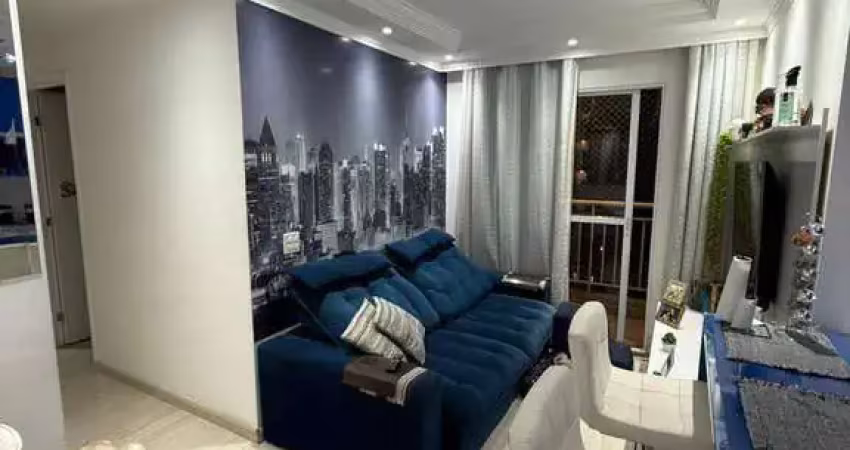 Apartamento á venda 46m², 2 Quartos, Varanda e 1 Vaga. Mobiliado - Osasco